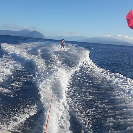 Kallimos アパート ヴァシリキ