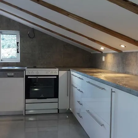 Kallimos アパート