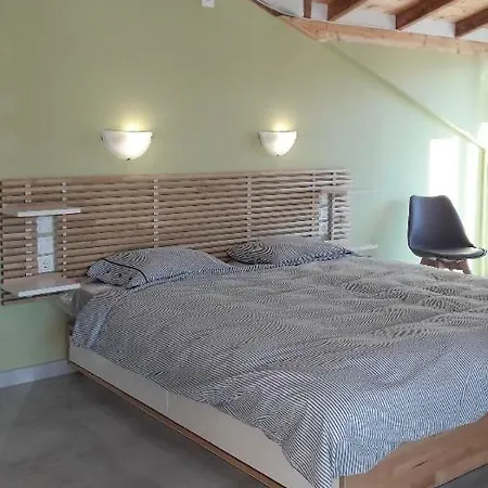 Kallimos アパート