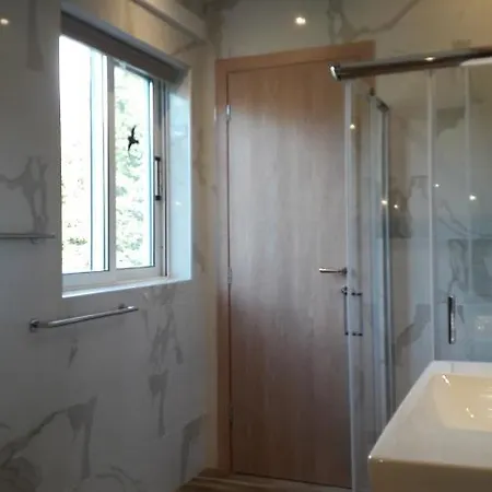 アパート Kallimos ヴァシリキ