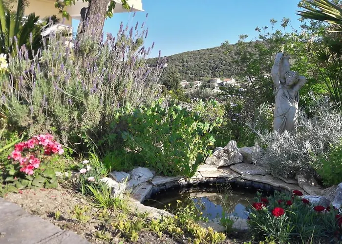 Kallimos アパート