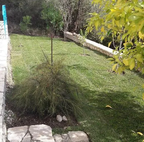 アパート Kallimos