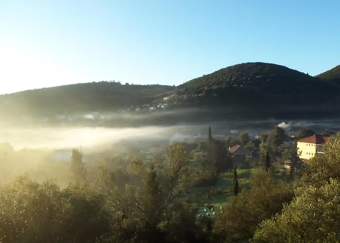 アパート Kallimos ヴァシリキ